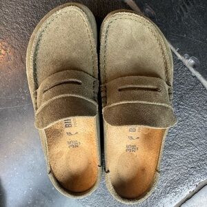 Birkenstock Naples Wrapped Suede Clogs in Thyme
